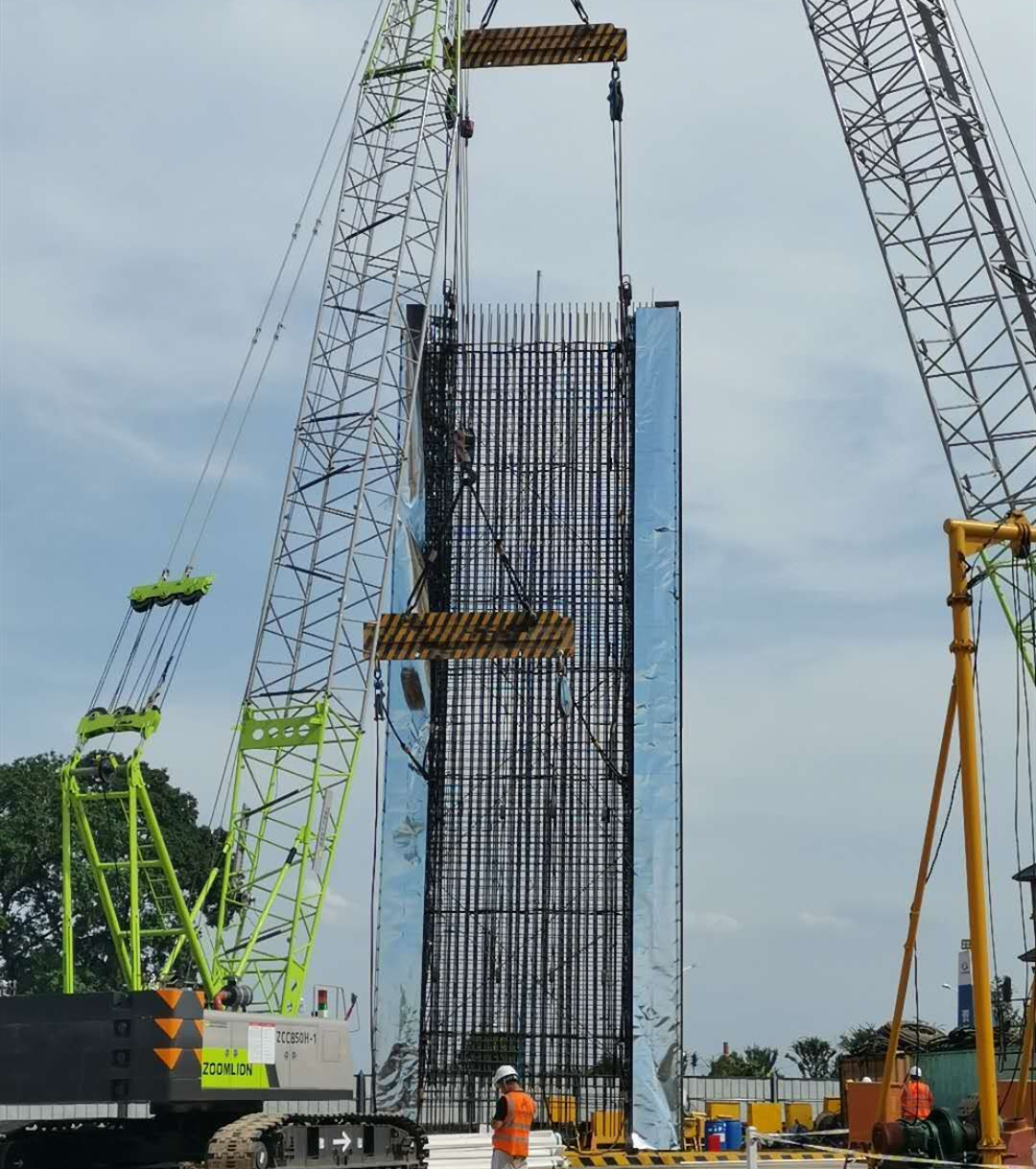 20200810350450.jpg 长株潭城轨西环线清风站首幅A36地连墙浇筑_副本.jpg