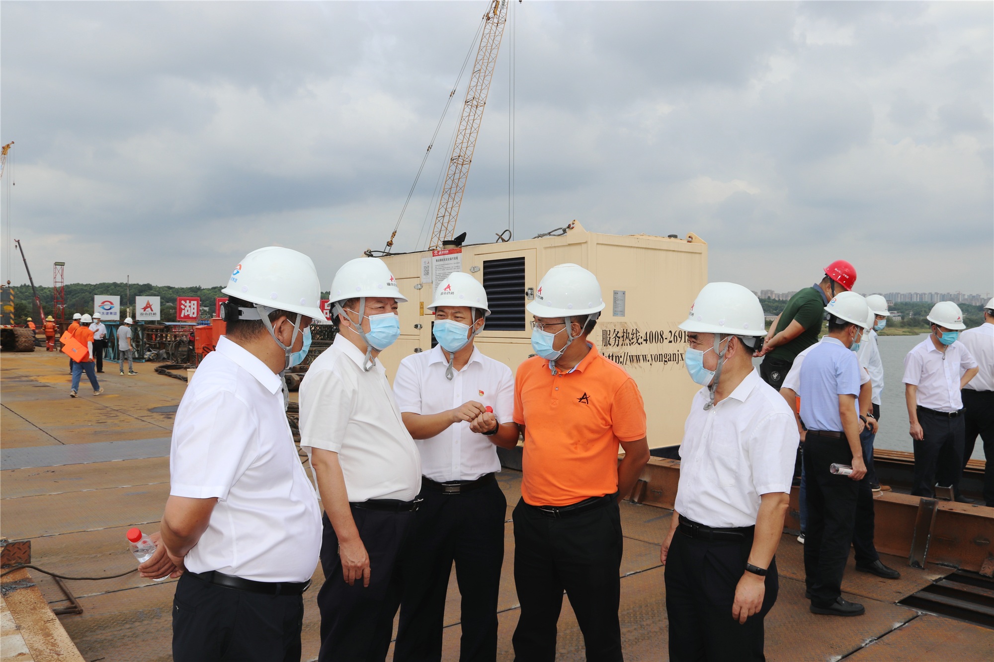 20210810119654.jpg 检查大桥施工现场2_副本.jpg