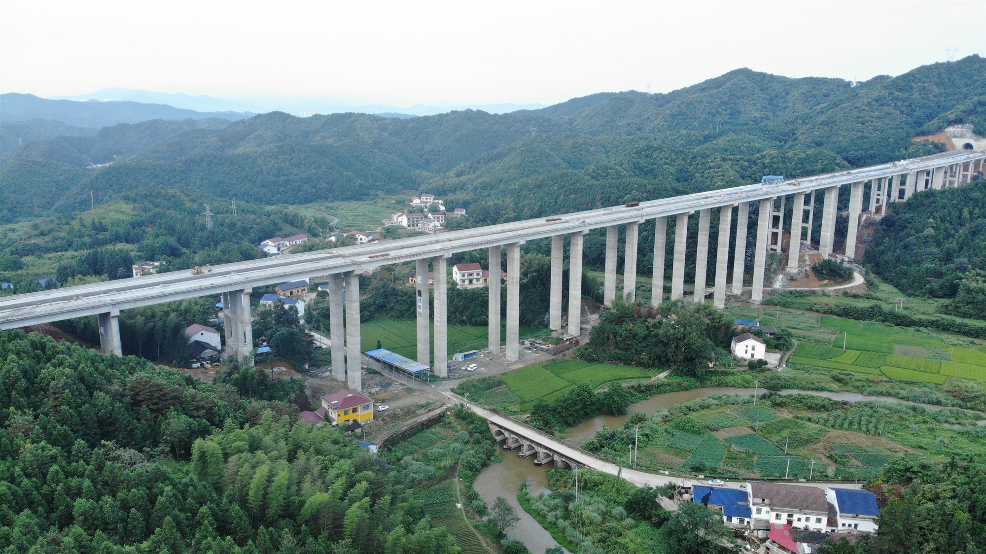 20211012829394.jpg 古家洞大桥_副本.jpg